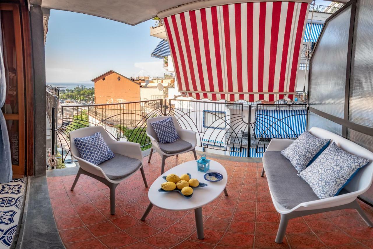 La Casetta Linda - New 2 Bedroom Apt In Sorrento With Seaview Terrace Exterior photo